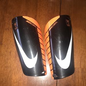💯Nike Mercurial Shin Guards💯